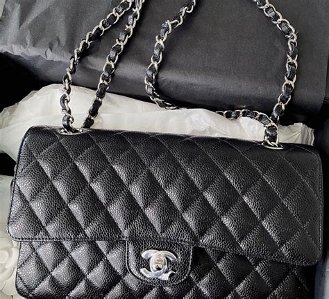 chanel classic flap 真假